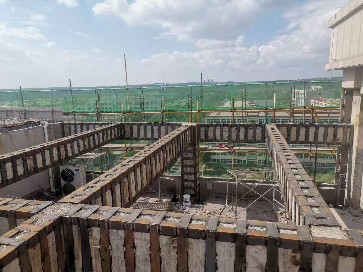博尔塔拉厂房加固怎么做?